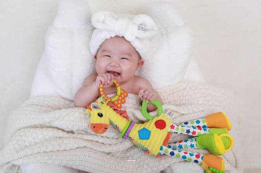 东明八个月的宝宝能吃虾吗